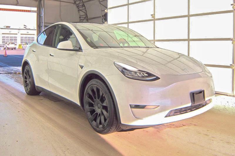 Фото 1 - TESLA MODEL Y