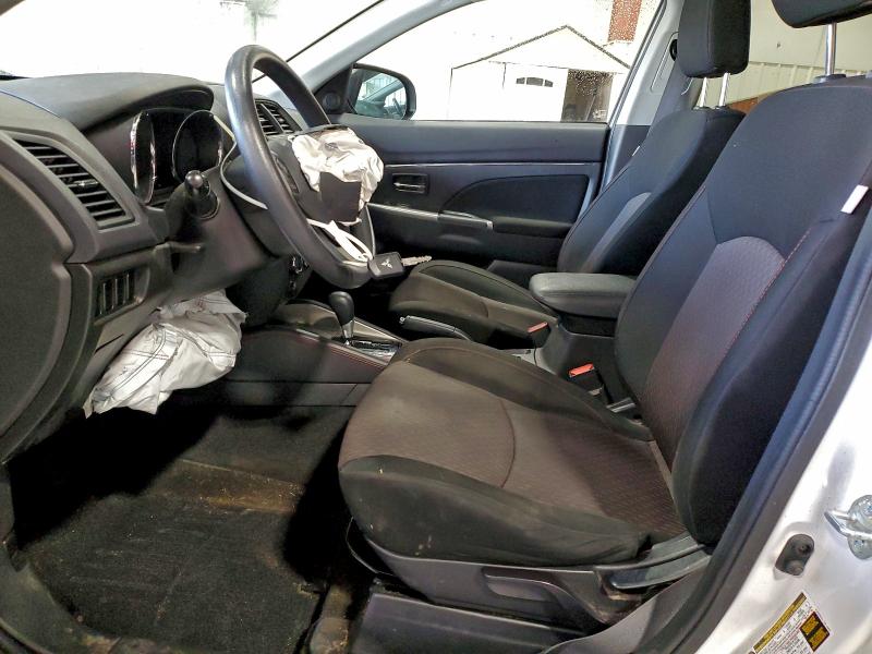 Фото 7 - MITSUBISHI OUTLANDER