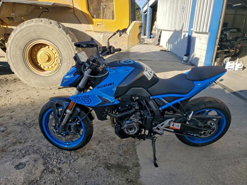 SUZUKI GSX800 R 2023