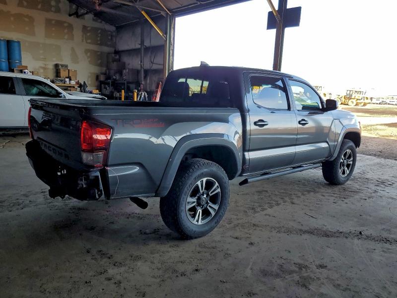 Фото 3 - TOYOTA TACOMA
