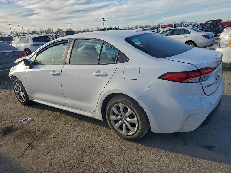 Фото 2 - TOYOTA COROLLA