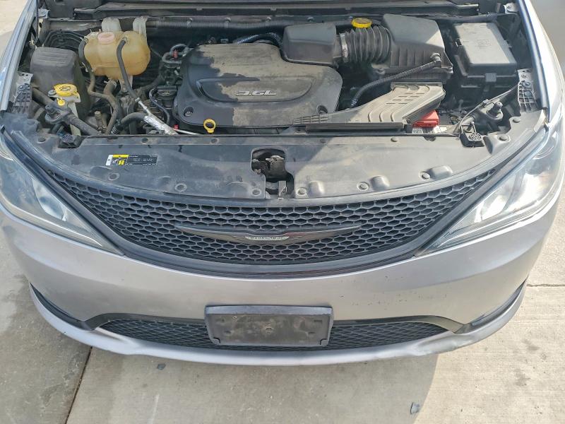 Фото 12 - CHRYSLER PACIFICA