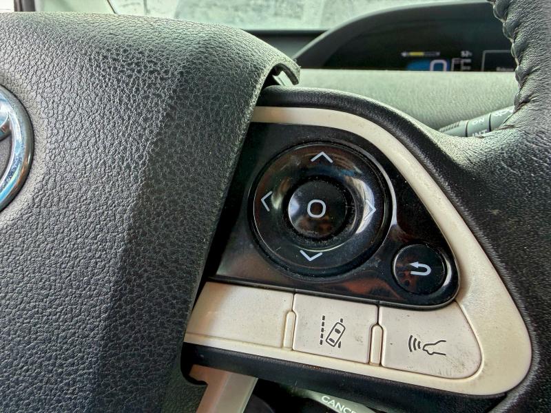 Фото 13 - TOYOTA PRIUS