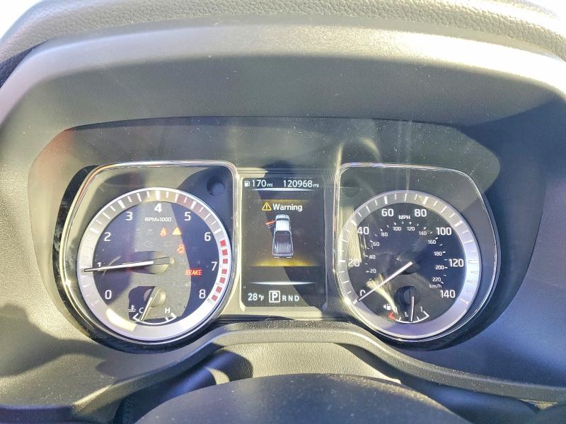 Фото 9 - NISSAN TITAN