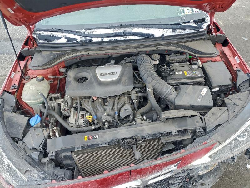 Фото 11 - HYUNDAI ELANTRA