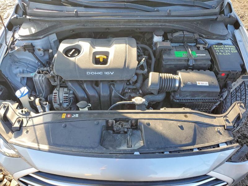 Фото 11 - HYUNDAI ELANTRA