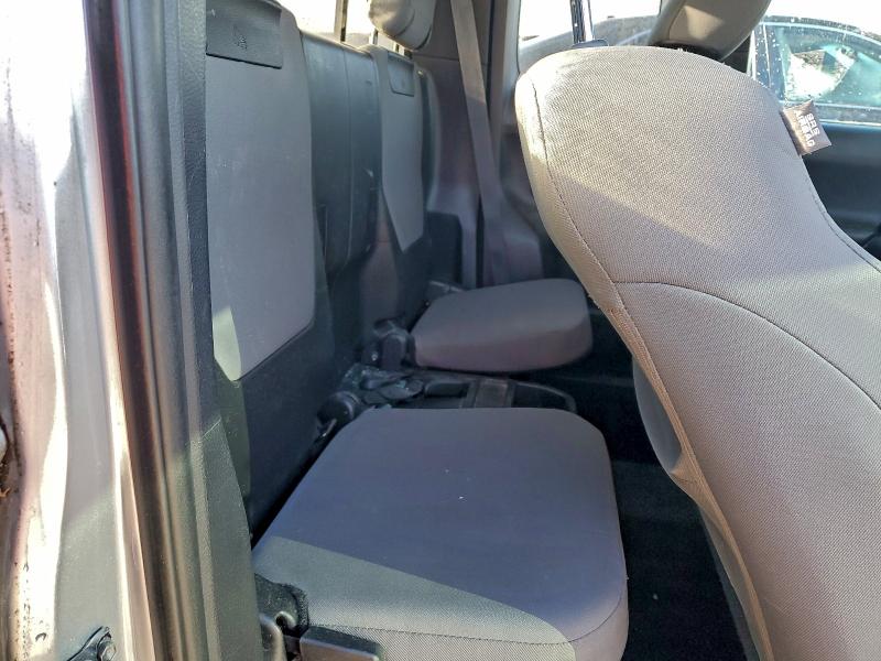 Фото 10 - TOYOTA TACOMA