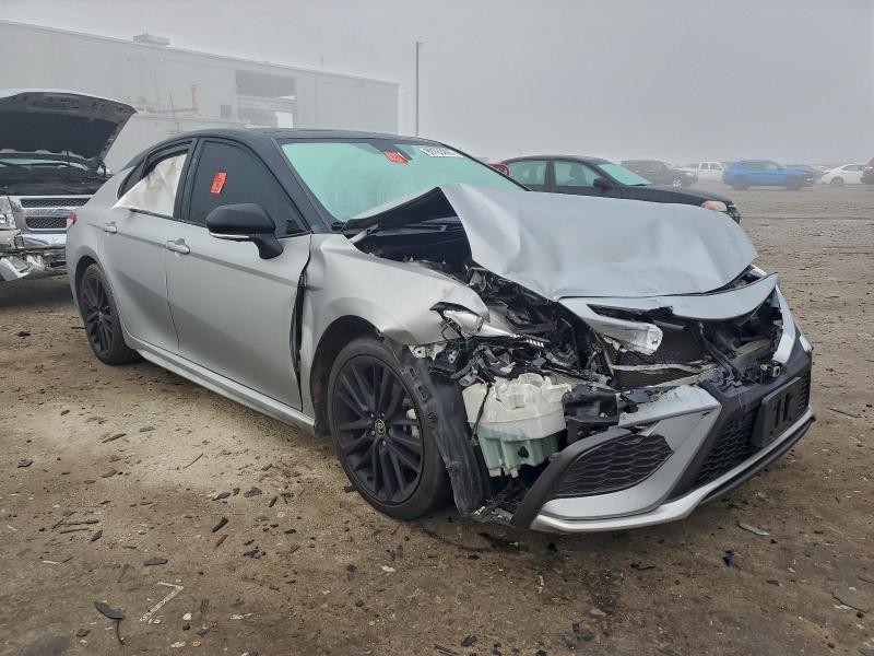 Фото 4 - TOYOTA CAMRY