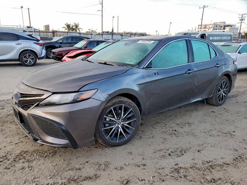 Фото 1 - TOYOTA CAMRY