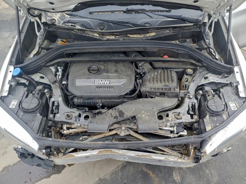 Фото 12 - BMW X1