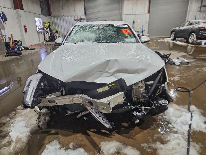 Фото 5 - AUDI A4