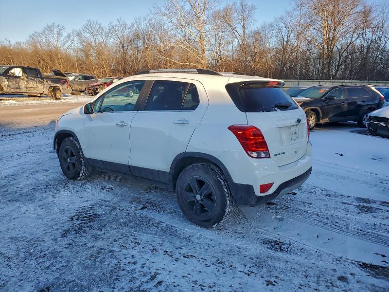 Фото 2 - CHEVROLET TRAX