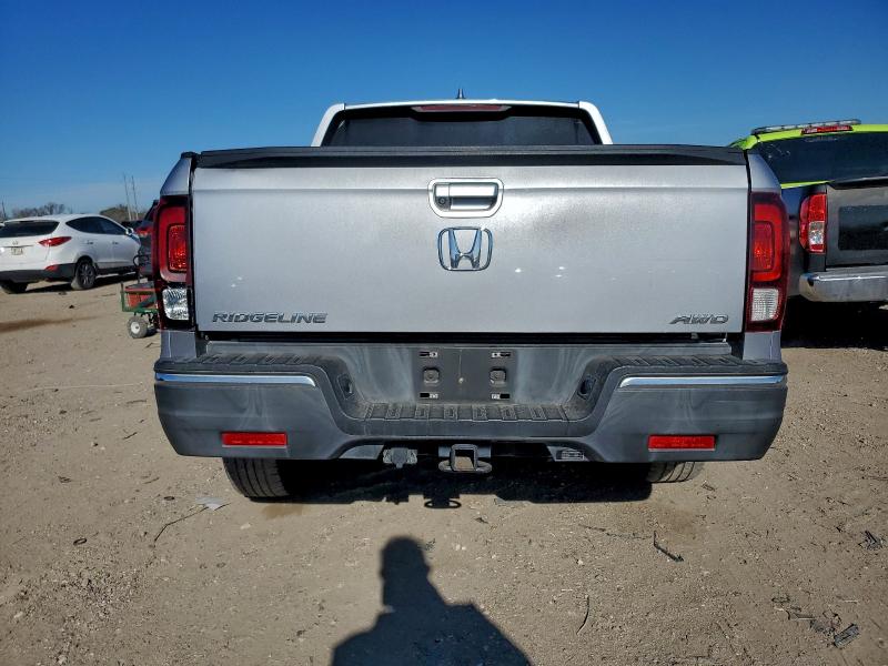 Фото 6 - HONDA RIDGELINE