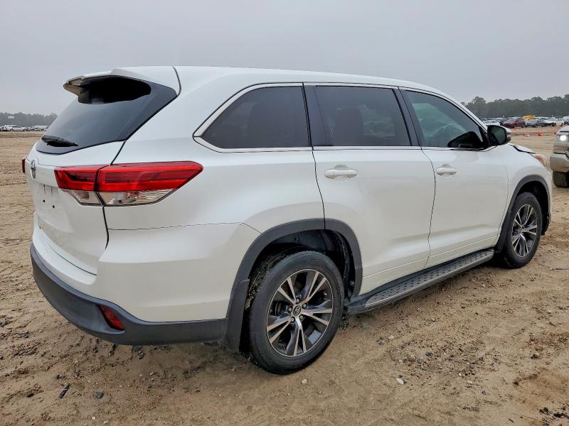 Фото 3 - TOYOTA HIGHLANDER