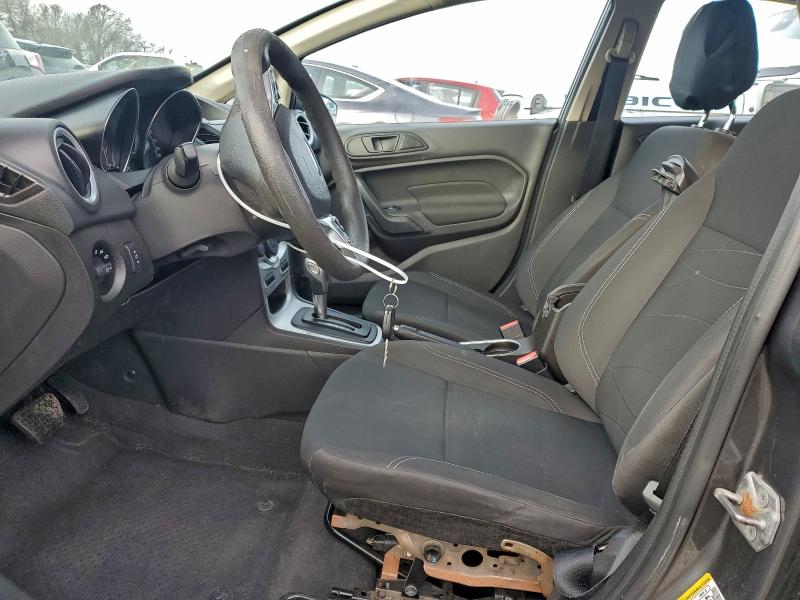 Фото 7 - FORD FIESTA