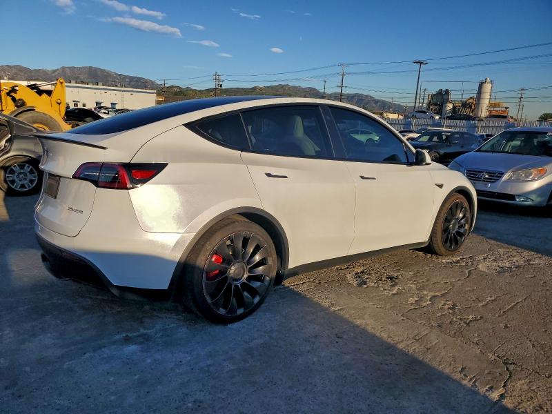 Фото 3 - TESLA MODEL Y