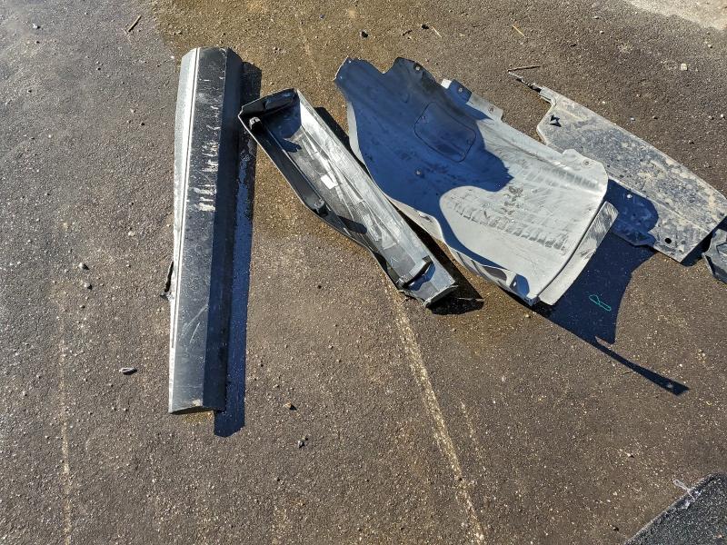 Фото 13 - NISSAN ROGUE