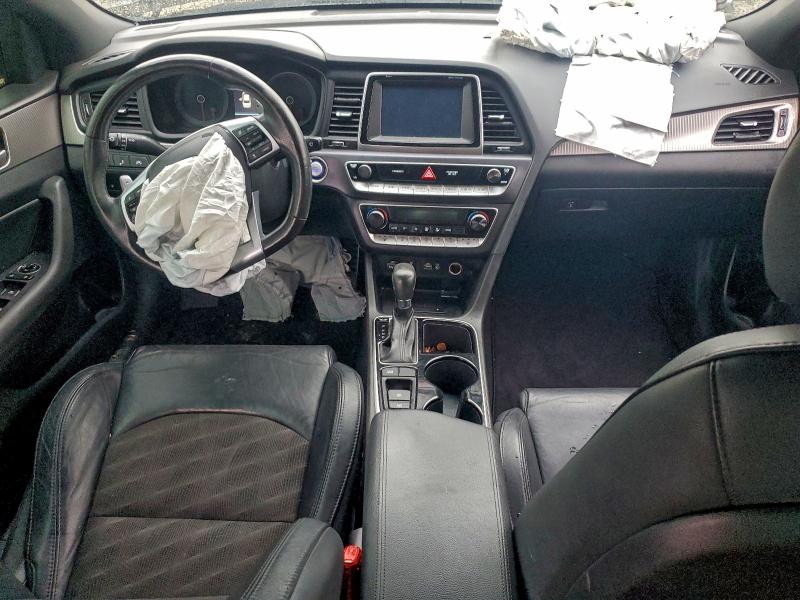 Фото 8 - HYUNDAI SONATA