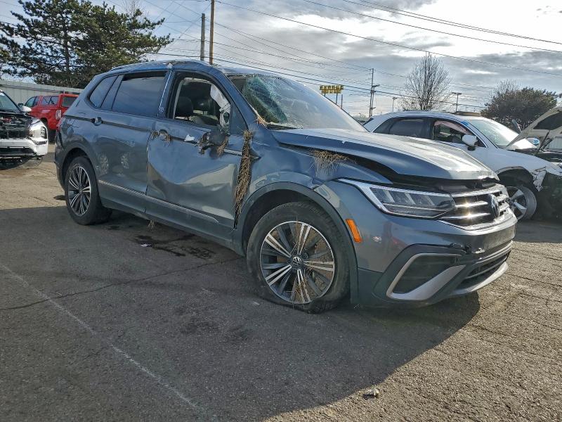 Фото 4 - VOLKSWAGEN TIGUAN