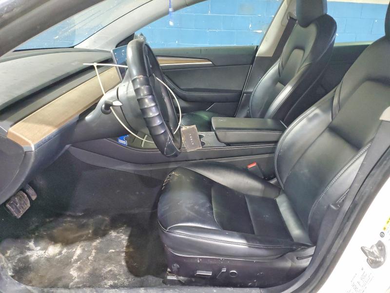 Фото 7 - TESLA MODEL 3