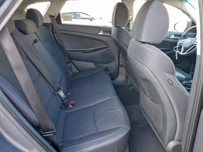 Фото 11 - HYUNDAI TUCSON