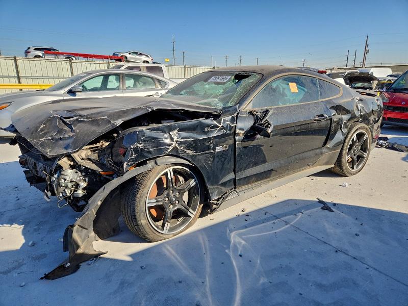 Фото 1 - FORD MUSTANG