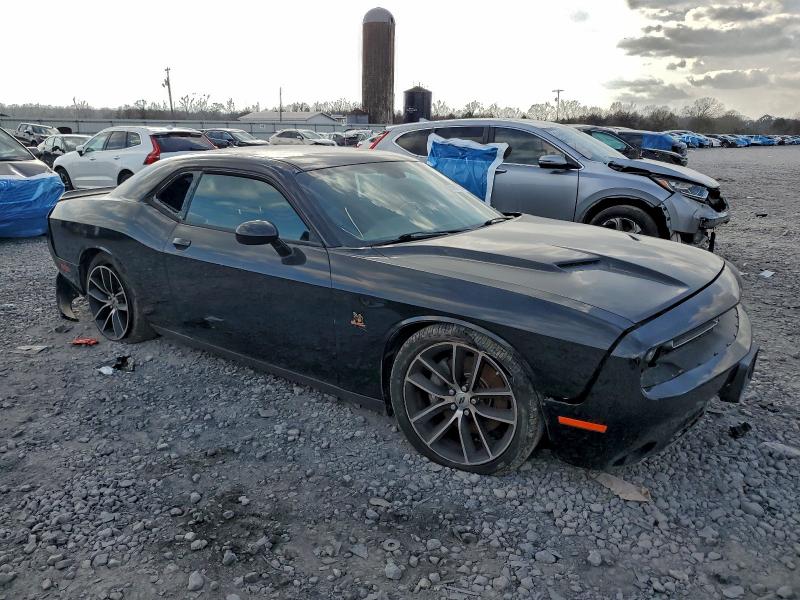 Фото 4 - DODGE CHALLENGER