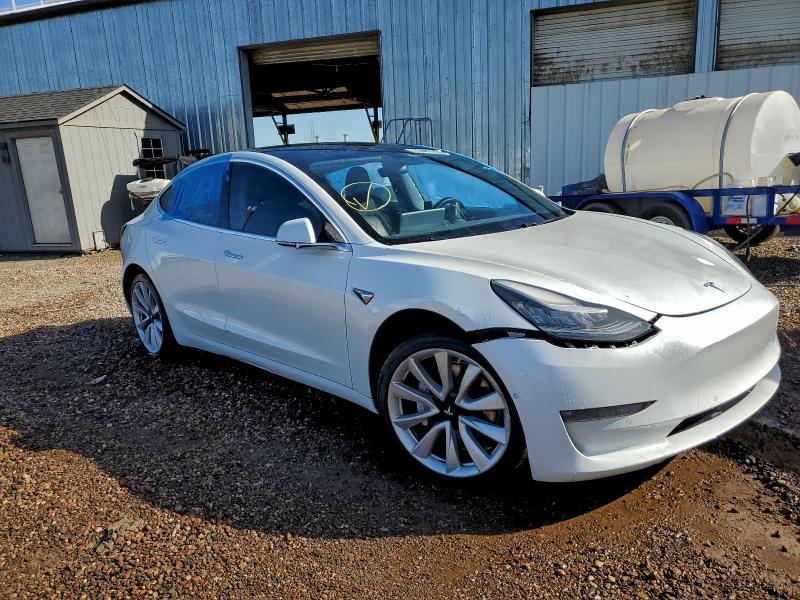 Фото 4 - TESLA MODEL 3