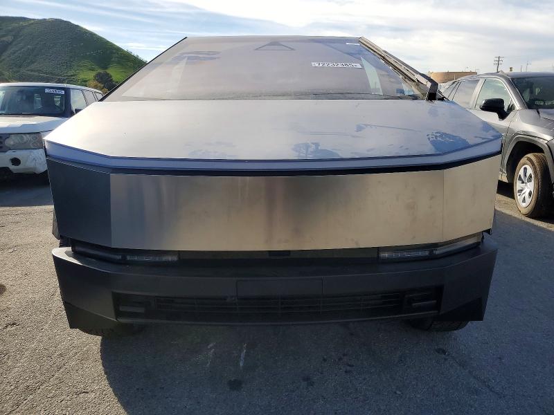 Фото 5 - TESLA CYBERTRUCK