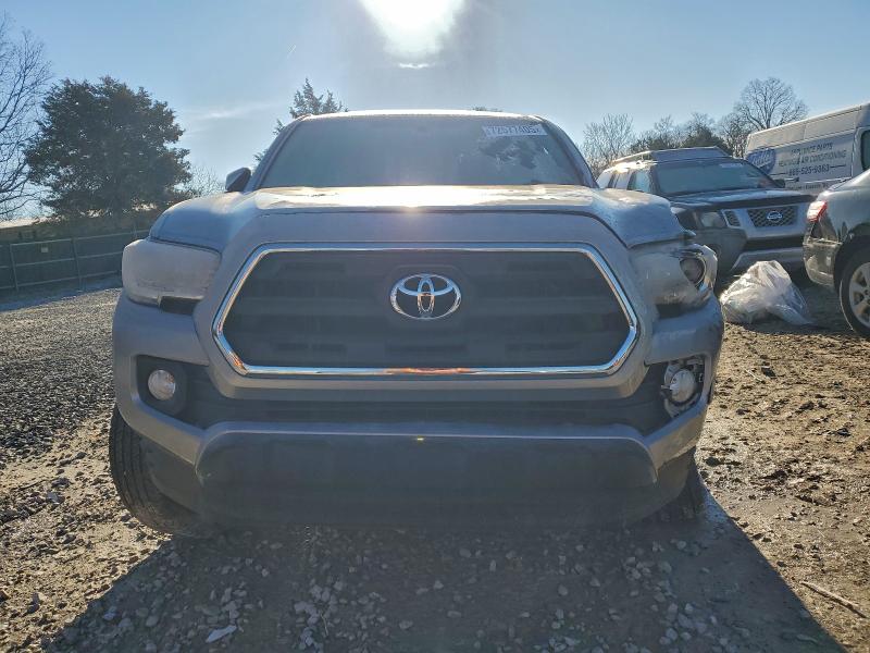 Фото 5 - TOYOTA TACOMA