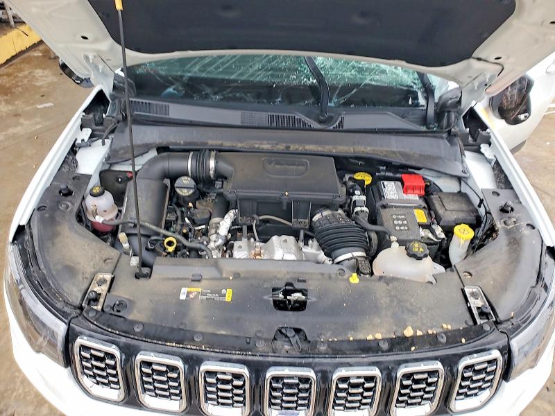 Фото 11 - JEEP COMPASS