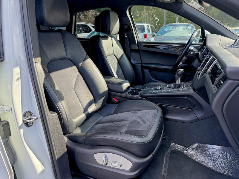 Фото 5 - PORSCHE MACAN