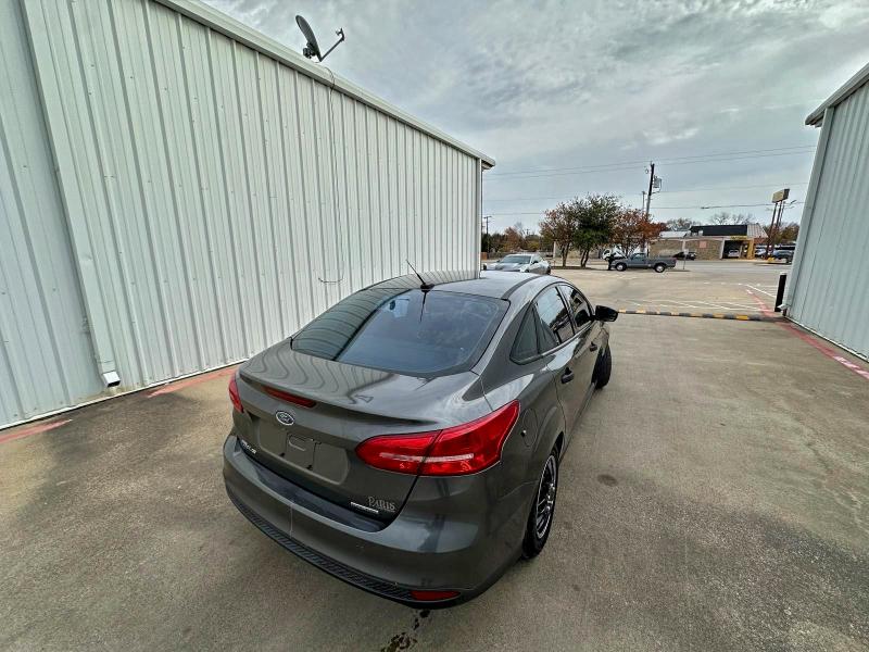 Фото 4 - FORD FOCUS