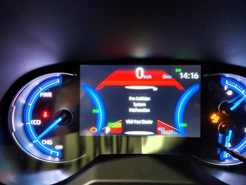 Фото 9 - TOYOTA RAV4