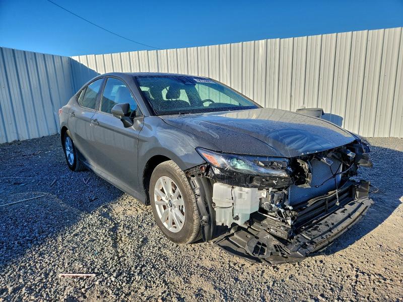 Фото 4 - TOYOTA CAMRY