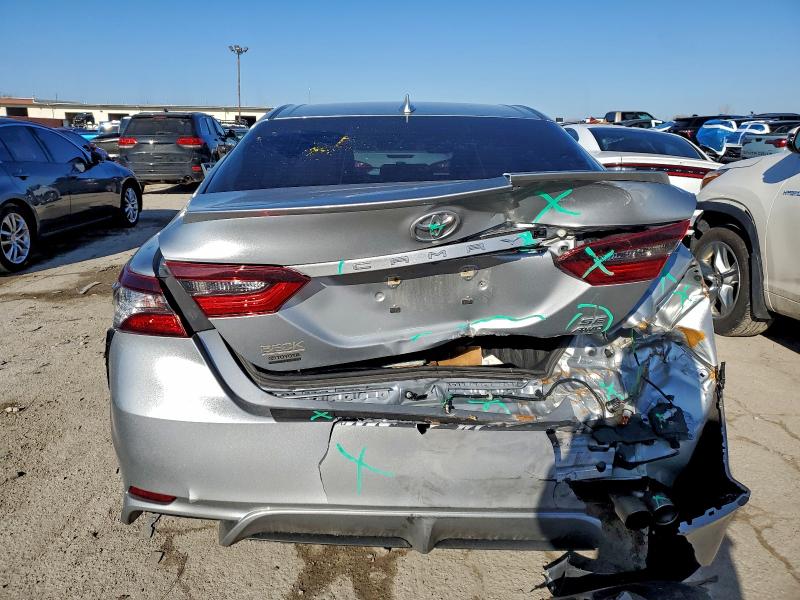 Фото 6 - TOYOTA CAMRY