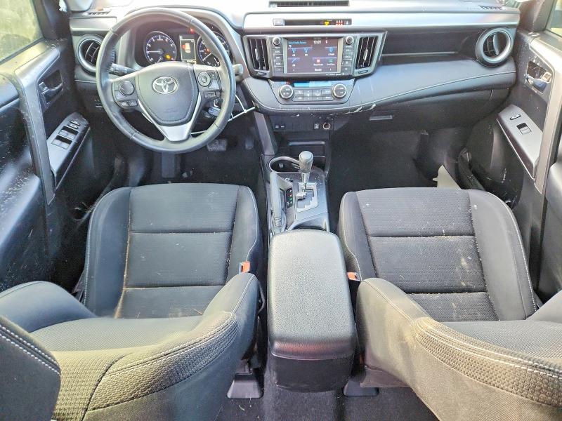 Фото 8 - TOYOTA RAV4