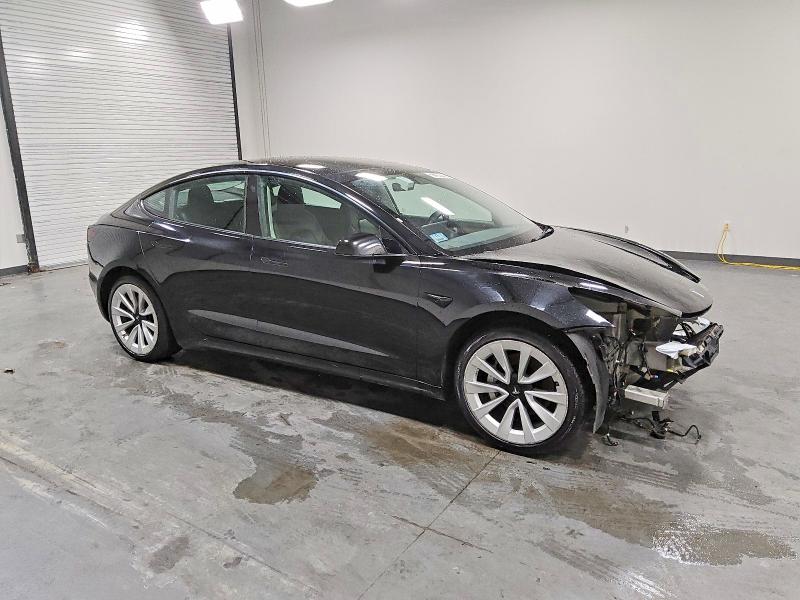 Фото 4 - TESLA MODEL 3