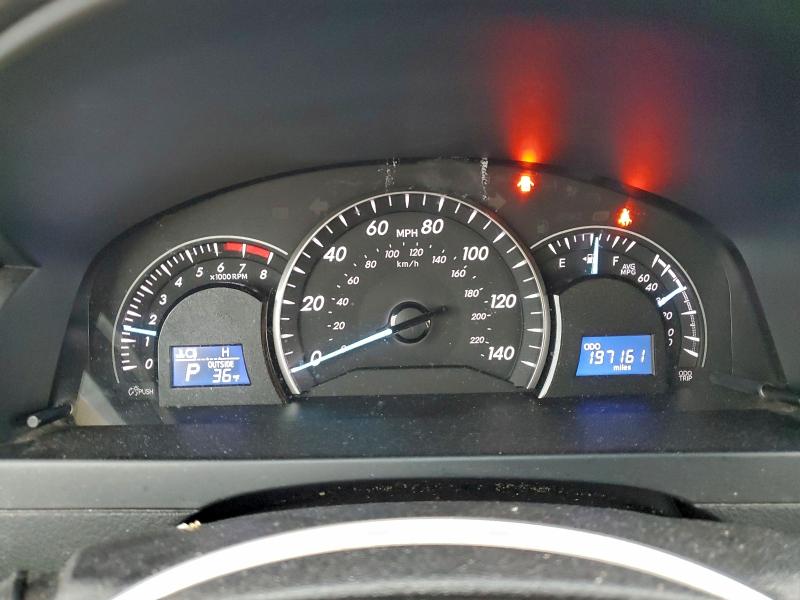 Фото 9 - TOYOTA CAMRY