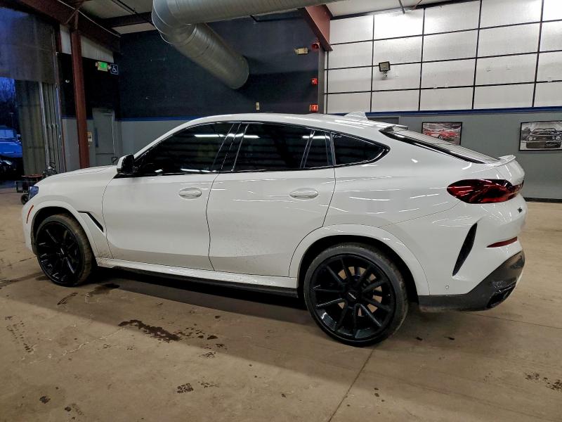 Фото 2 - BMW X6