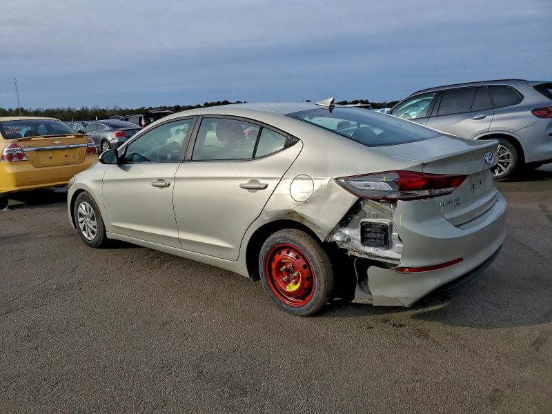 Фото 2 - HYUNDAI ELANTRA