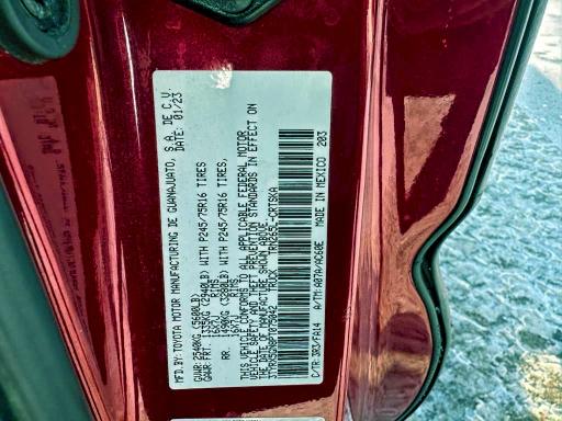 Фото 10 - TOYOTA TACOMA