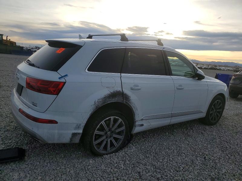 Фото 3 - AUDI Q7