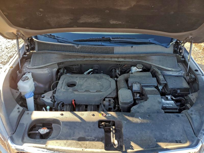 Фото 12 - KIA SORENTO