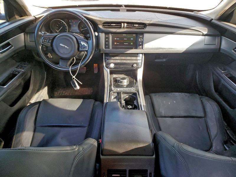 JAGUAR XF 2018 VIN SAJBR4FX8JCY61728