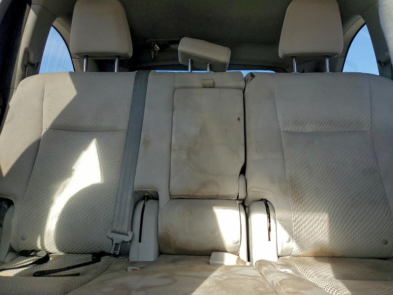 Фото 10 - TOYOTA HIGHLANDER