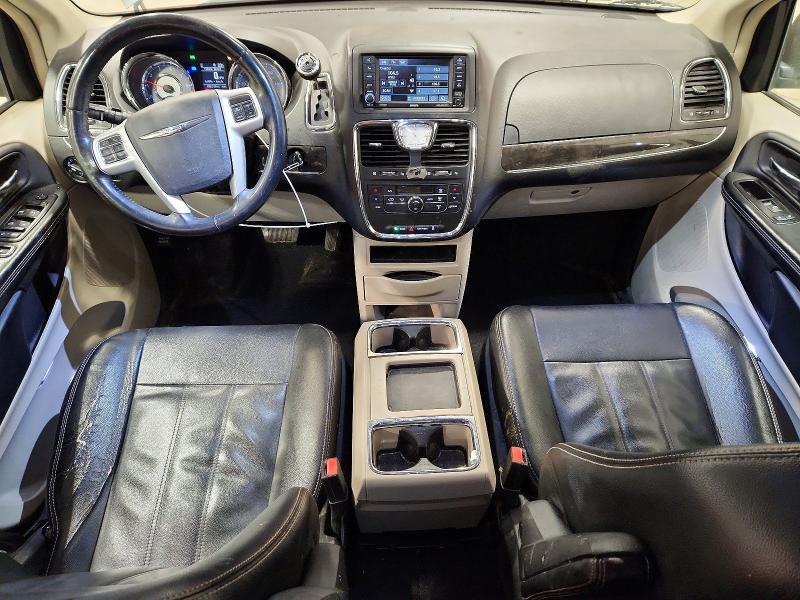 Фото 8 - CHRYSLER MINIVAN