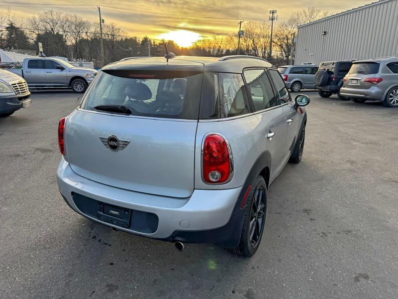 Фото 3 - MINI COOPER