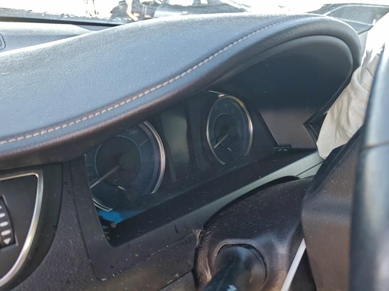 Фото 9 - TOYOTA CAMRY