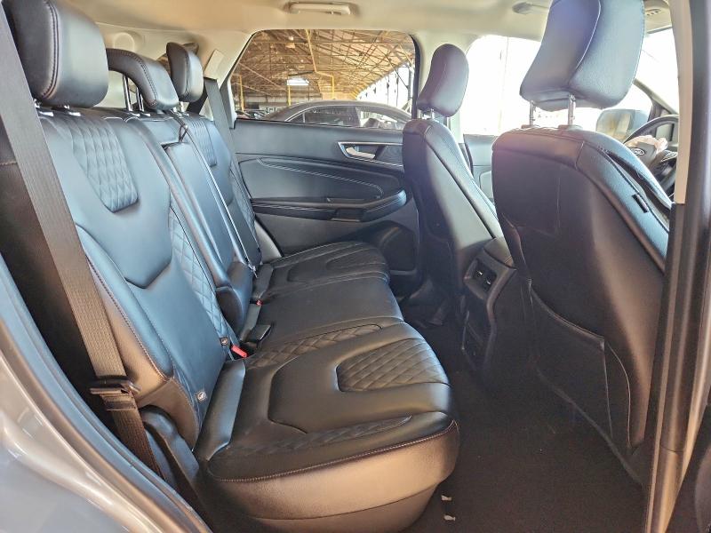 Фото 11 - FORD EDGE